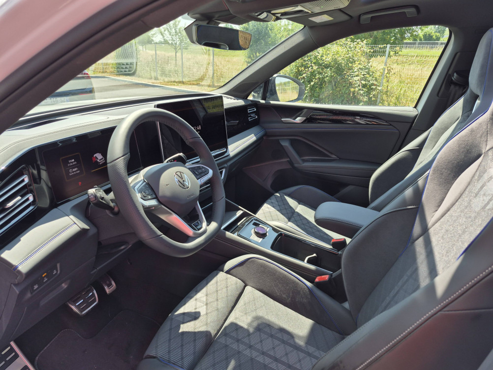 Acheter Volkswagen Tiguan Tiguan 1.5 eHybrid 272ch DSG6 R-Line Edition 5p neuf dans les concessions du Groupe Faurie