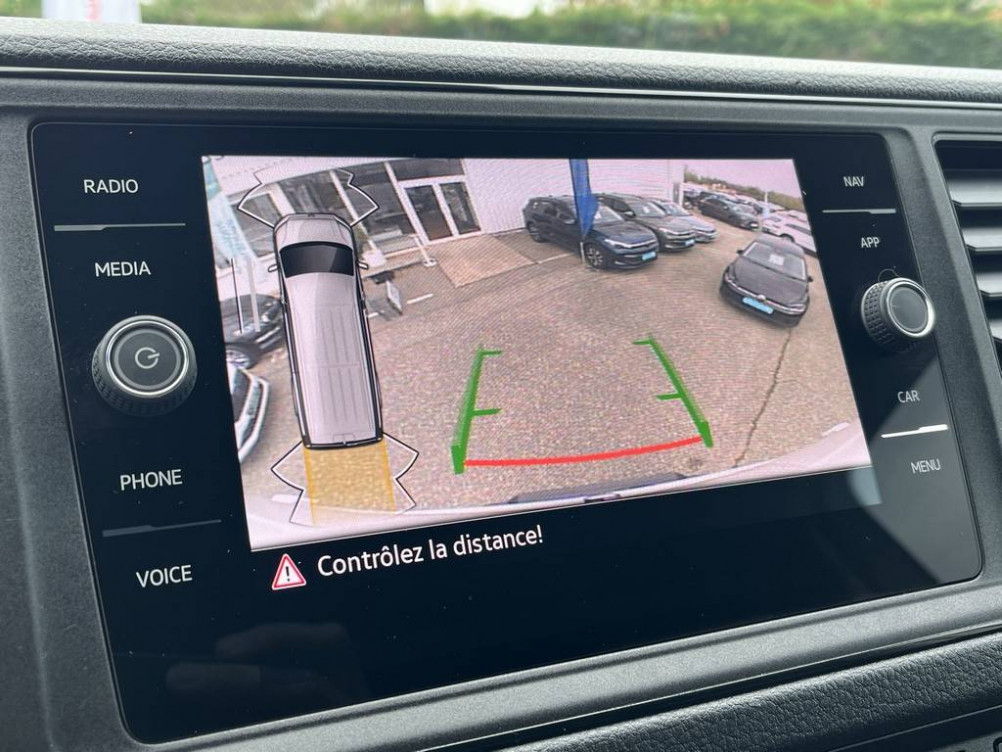 Acheter Volkswagen Crafter CRAFTER VAN 35 L3H3 2.0 TDI 140 CH BVA BUSINESS 4p occasion dans les concessions du Groupe Faurie