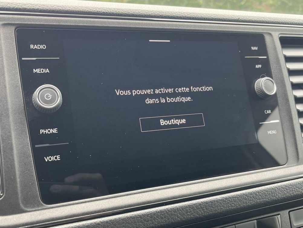 Acheter Volkswagen Crafter CRAFTER VAN 35 L3H3 2.0 TDI 140 CH BVA BUSINESS 4p occasion dans les concessions du Groupe Faurie