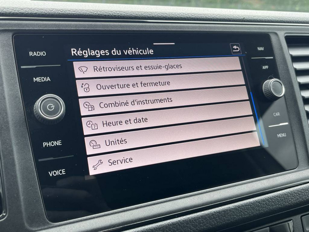 Acheter Volkswagen Crafter CRAFTER VAN 35 L3H3 2.0 TDI 140 CH BVA BUSINESS 4p occasion dans les concessions du Groupe Faurie