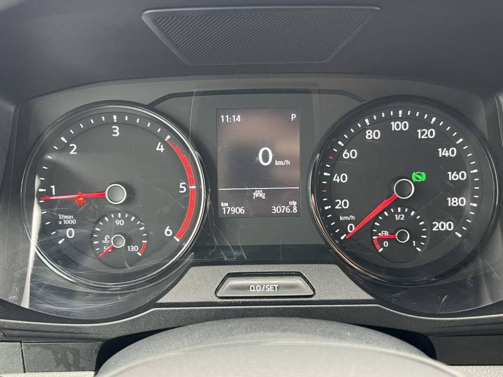 Acheter Volkswagen Crafter CRAFTER VAN 35 L3H3 2.0 TDI 140 CH BVA BUSINESS 4p occasion dans les concessions du Groupe Faurie