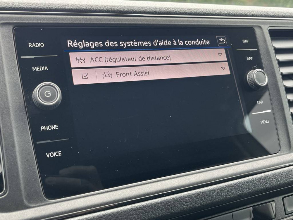 Acheter Volkswagen Crafter CRAFTER VAN 35 L3H3 2.0 TDI 140 CH BVA BUSINESS 4p occasion dans les concessions du Groupe Faurie