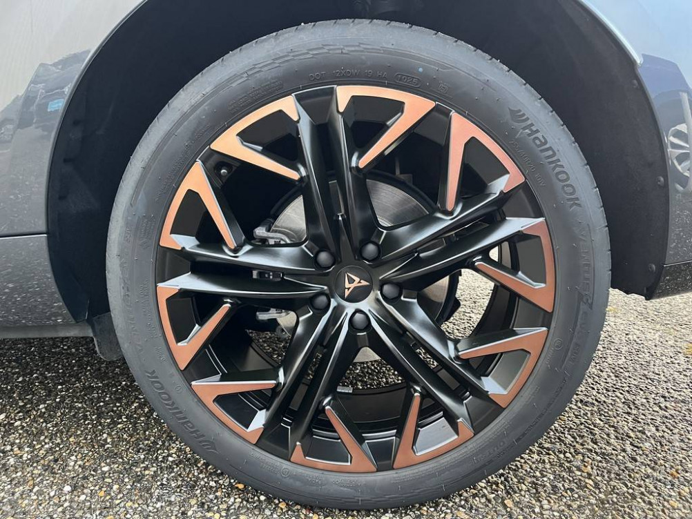 Acheter Cupra Terramar Terramar 1.5 eHybrid 204 ch DSG6 V 5p occasion dans les concessions du Groupe Faurie