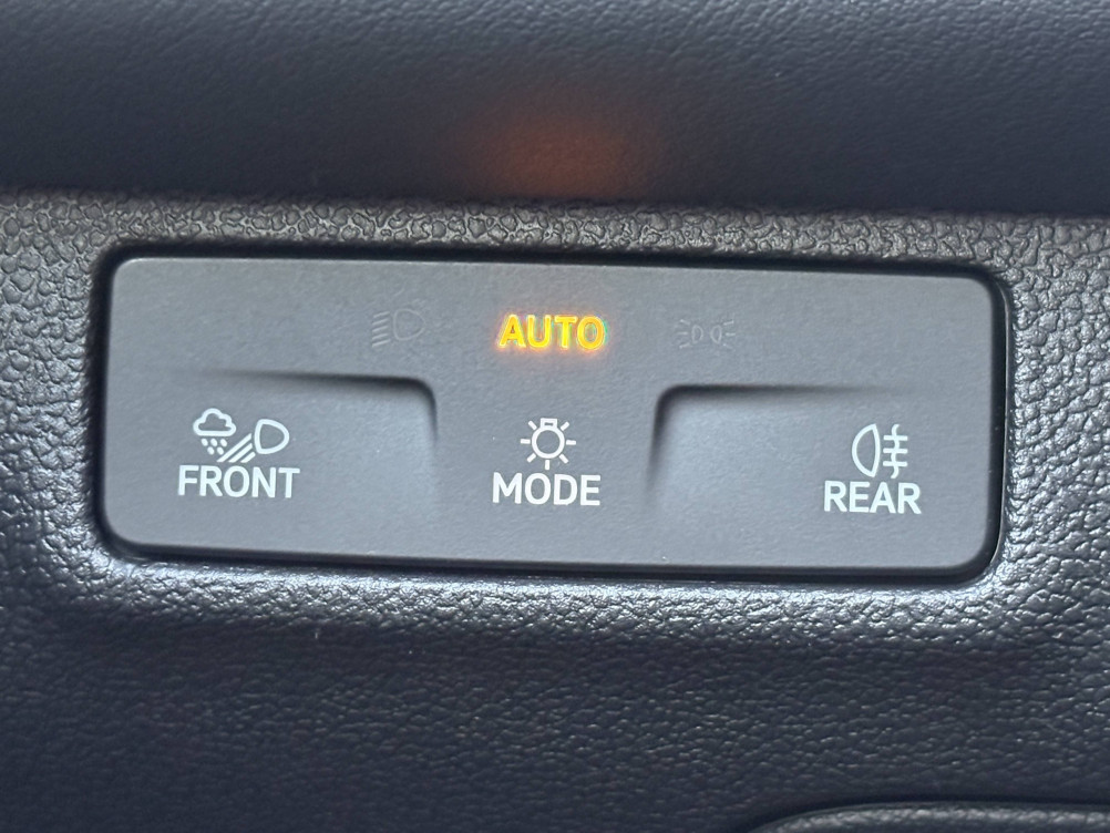 Acheter Volkswagen T-Roc T-Roc 1.5 eTSI EVO2 Hybrid 150 ch DSG7 R-Line 5p neuf dans les concessions du Groupe Faurie