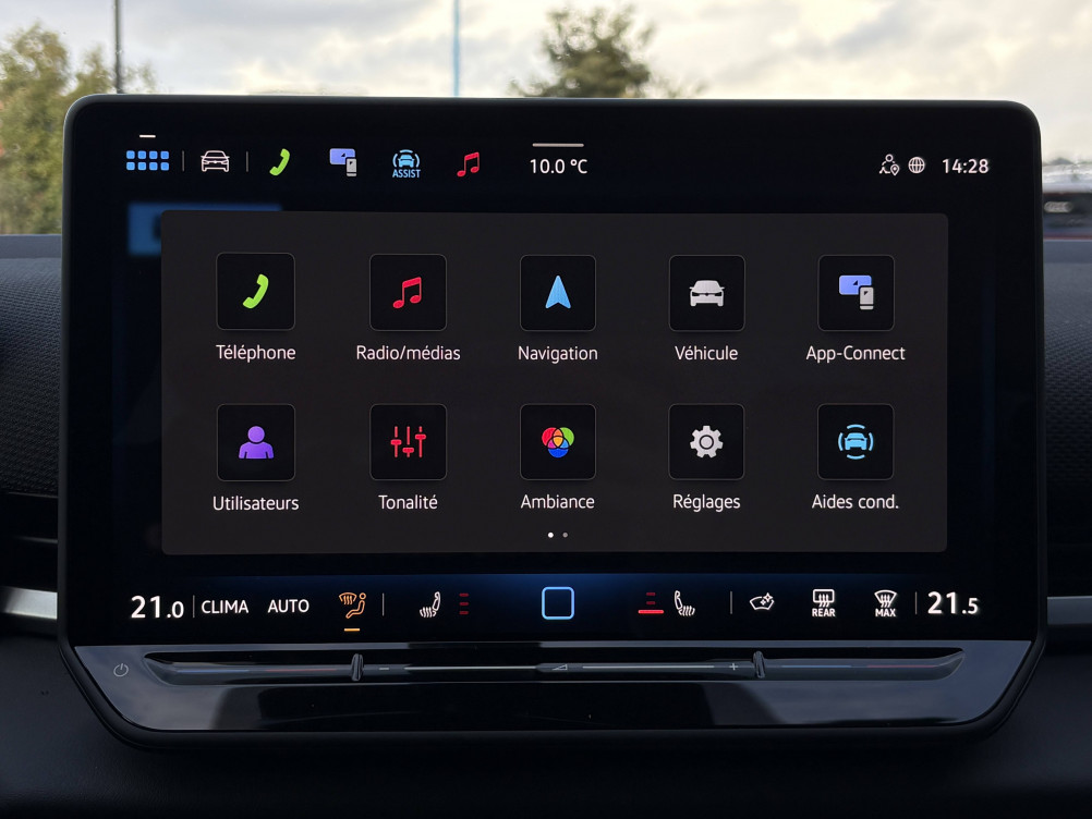 Acheter Volkswagen T-Roc T-Roc 1.5 eTSI EVO2 Hybrid 150 ch DSG7 R-Line 5p neuf dans les concessions du Groupe Faurie