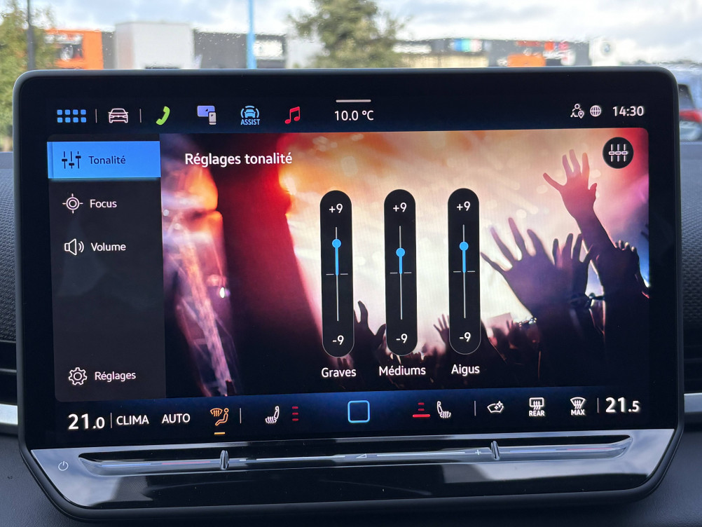 Acheter Volkswagen T-Roc T-Roc 1.5 eTSI EVO2 Hybrid 150 ch DSG7 R-Line 5p neuf dans les concessions du Groupe Faurie