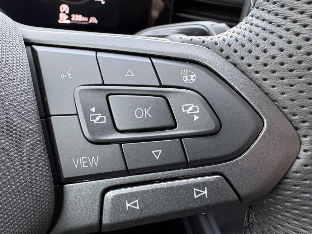 Acheter Volkswagen T-Roc T-Roc 1.5 eTSI EVO2 Hybrid 150 ch DSG7 R-Line 5p neuf dans les concessions du Groupe Faurie