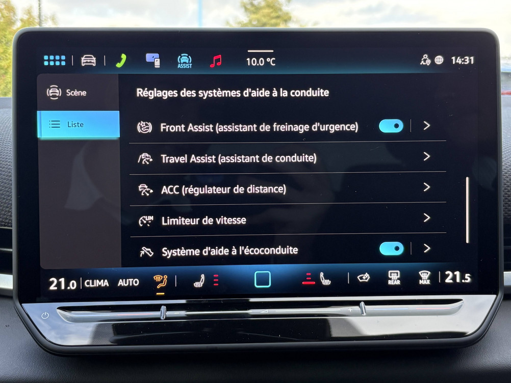 Acheter Volkswagen T-Roc T-Roc 1.5 eTSI EVO2 Hybrid 150 ch DSG7 R-Line 5p neuf dans les concessions du Groupe Faurie