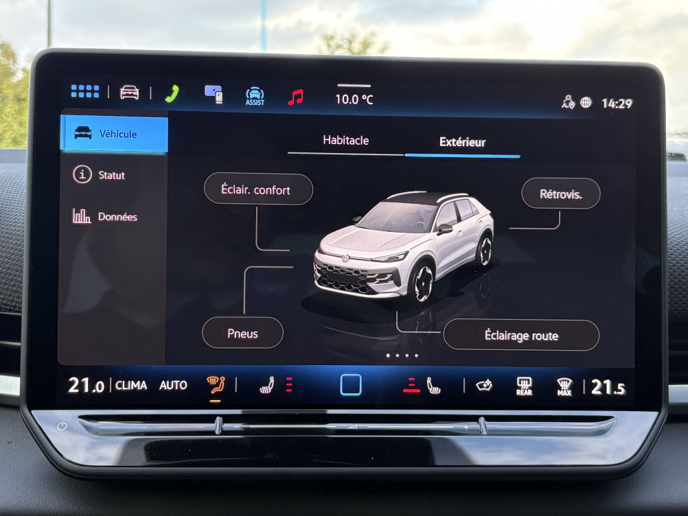 Acheter Volkswagen T-Roc T-Roc 1.5 eTSI EVO2 Hybrid 150 ch DSG7 R-Line 5p neuf dans les concessions du Groupe Faurie