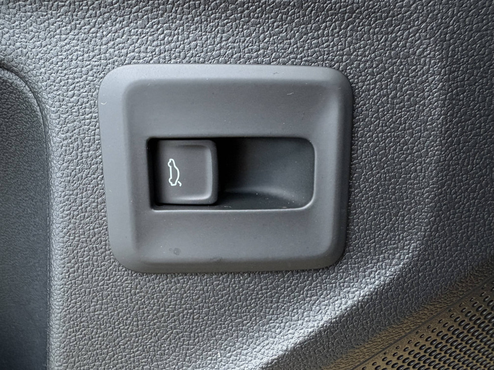 Acheter Volkswagen T-Roc T-Roc 1.5 eTSI EVO2 Hybrid 150 ch DSG7 R-Line 5p neuf dans les concessions du Groupe Faurie