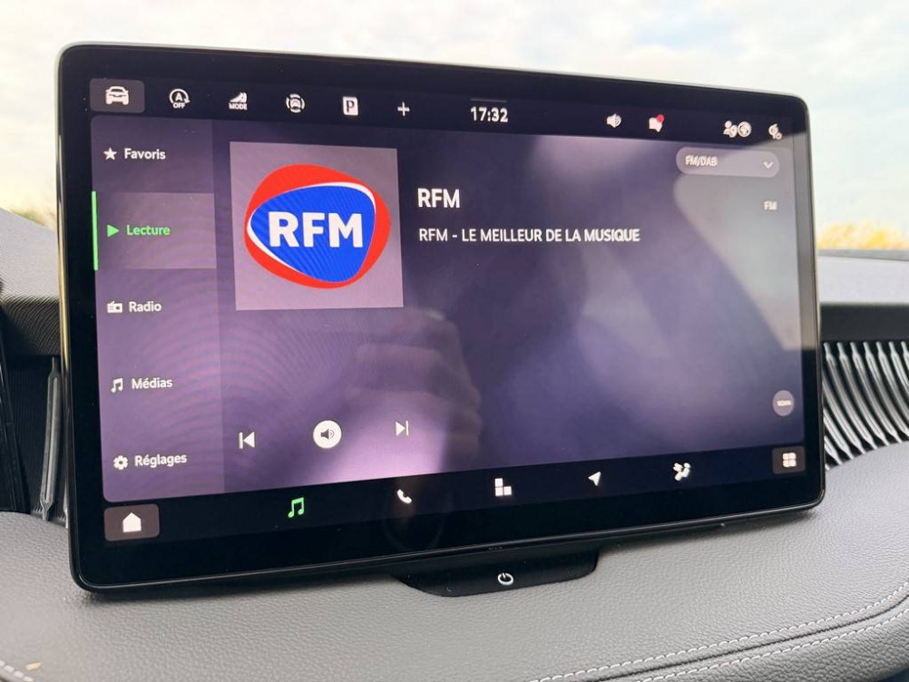 Acheter Skoda Superb Superb Berline 2.0 TDI 150 ch SCR DSG7 Laurin & Klement 5p occasion dans les concessions du Groupe Faurie