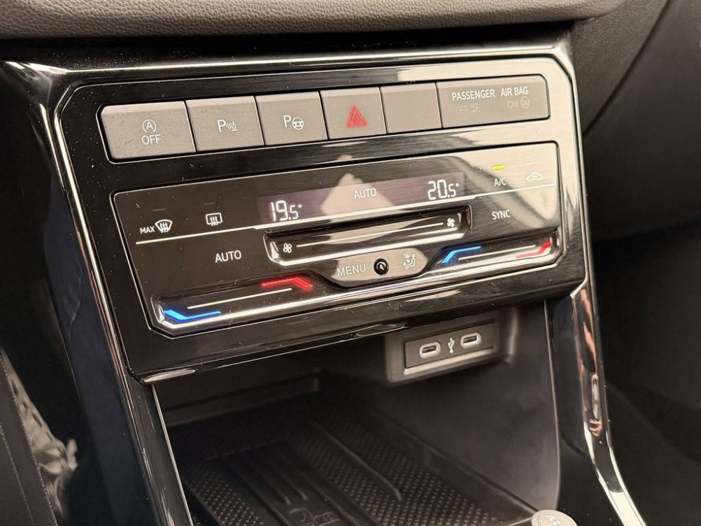 Acheter Volkswagen T-Cross T-Cross 1.0 TSI 116 Start/Stop DSG7 R-Line 5p occasion dans les concessions du Groupe Faurie