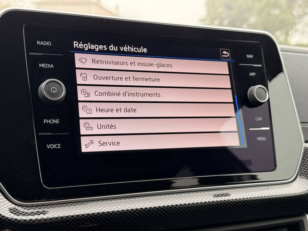 Acheter Volkswagen T-Cross T-Cross 1.0 TSI 116 Start/Stop DSG7 R-Line 5p occasion dans les concessions du Groupe Faurie