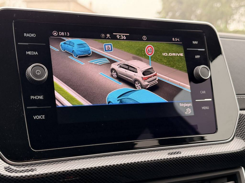 Acheter Volkswagen T-Cross T-Cross 1.0 TSI 116 Start/Stop DSG7 R-Line 5p occasion dans les concessions du Groupe Faurie