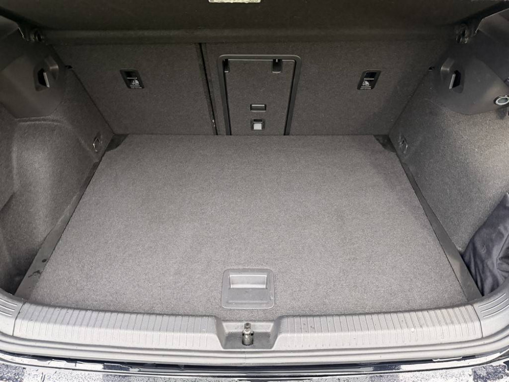 Acheter Volkswagen Golf Golf 2.0 TDI SCR 150 DSG7 R-Line 5p occasion dans les concessions du Groupe Faurie