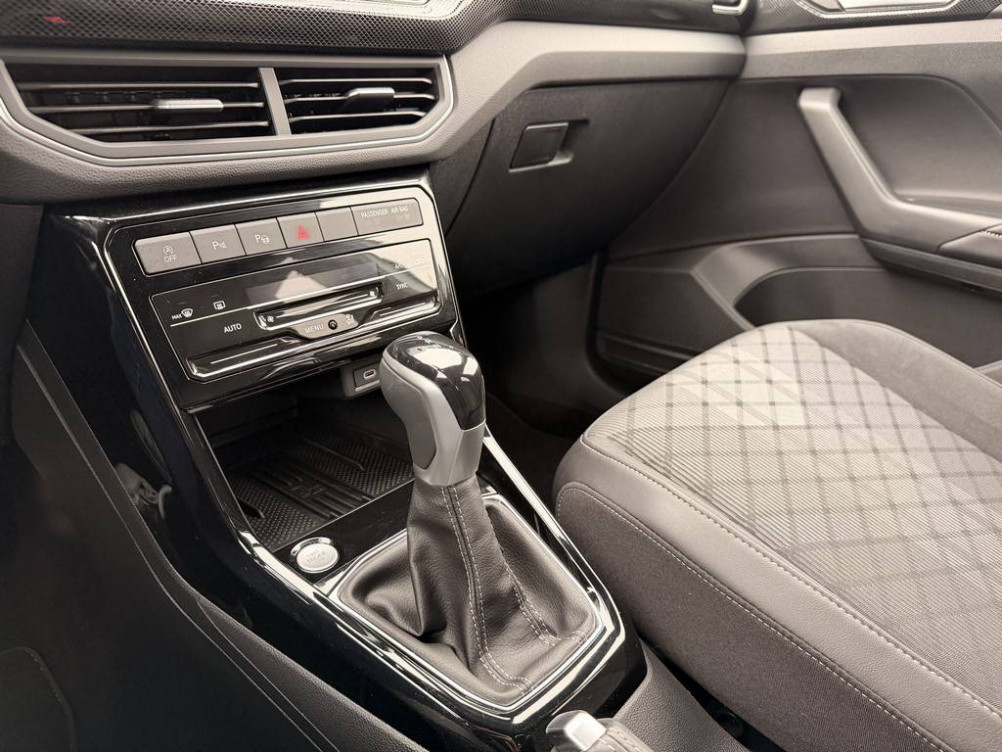 Acheter Volkswagen T-Cross T-Cross 1.0 TSI 116 Start/Stop DSG7 R-Line 5p occasion dans les concessions du Groupe Faurie