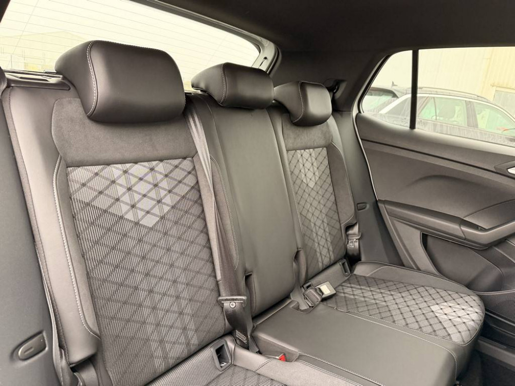 Acheter Volkswagen T-Cross T-Cross 1.0 TSI 116 Start/Stop DSG7 R-Line 5p occasion dans les concessions du Groupe Faurie