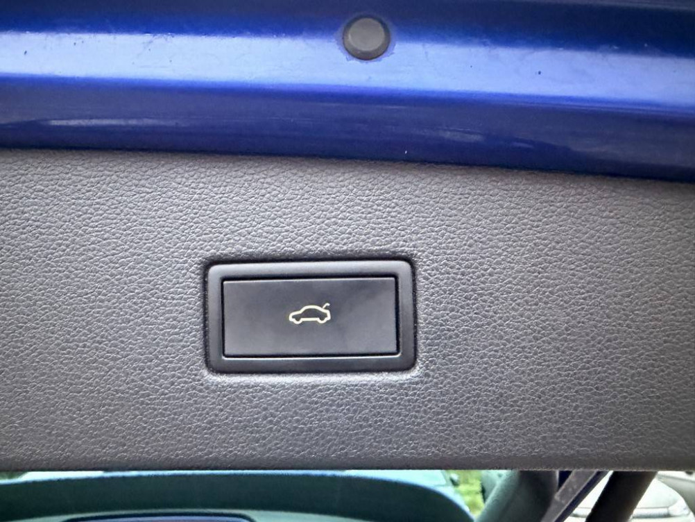 Acheter Volkswagen Tiguan Tiguan 2.0 TDI 150ch DSG7 R-Line 5p occasion dans les concessions du Groupe Faurie