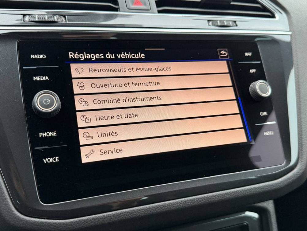 Acheter Volkswagen Tiguan Tiguan 2.0 TDI 150ch DSG7 R-Line 5p occasion dans les concessions du Groupe Faurie