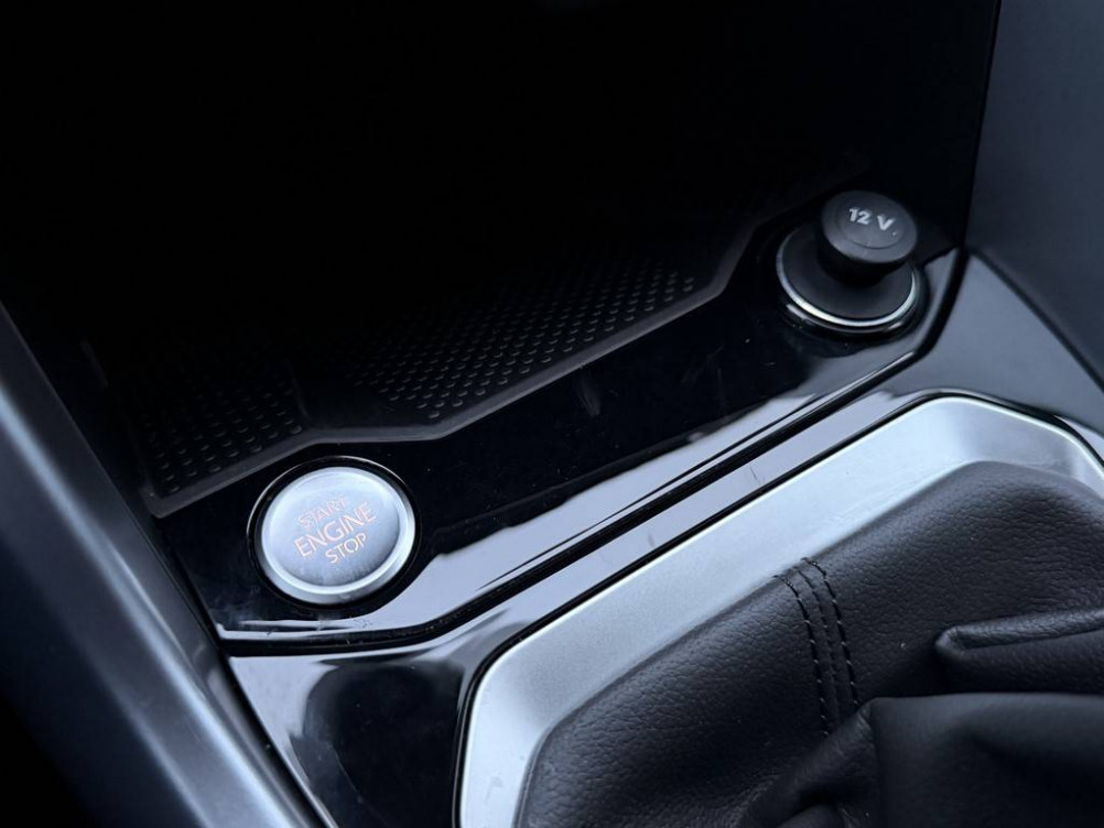 Acheter Volkswagen T-Roc T-Roc 1.0 TSI 116 Start/Stop BVM6 VW Edition 5p occasion dans les concessions du Groupe Faurie