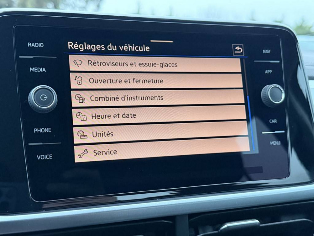 Acheter Volkswagen T-Roc T-Roc 2.0 TDI 116 Start/Stop BVM6 Life Business 5p occasion dans les concessions du Groupe Faurie