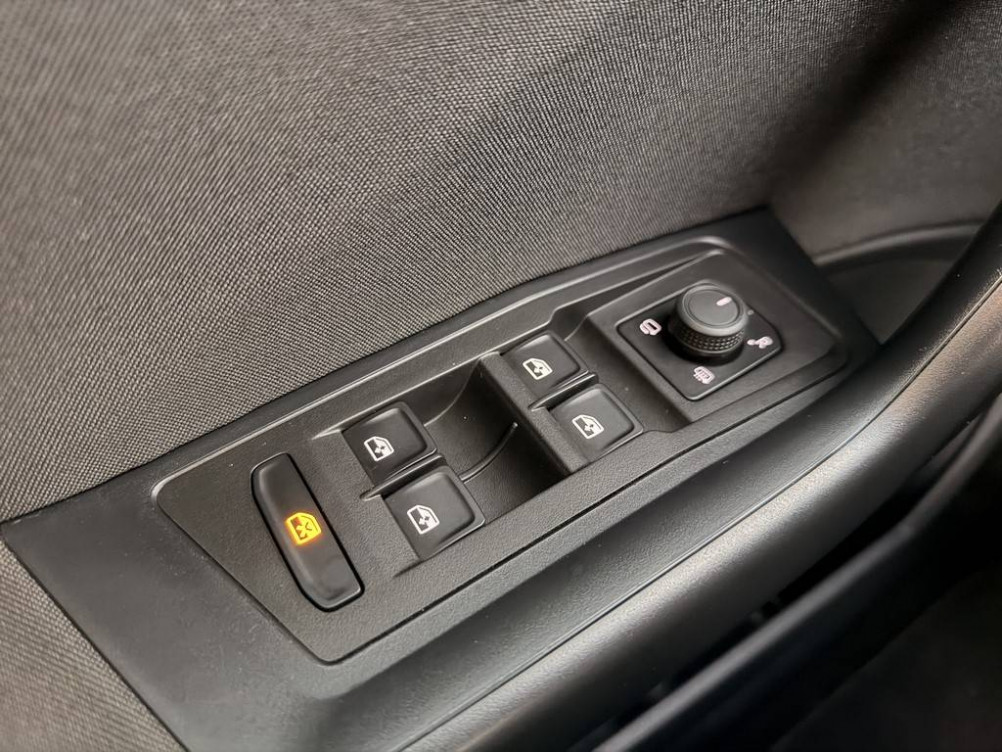 Acheter Volkswagen T-Roc T-Roc 2.0 TDI 150 Start/Stop DSG7 Life Plus 5p occasion dans les concessions du Groupe Faurie