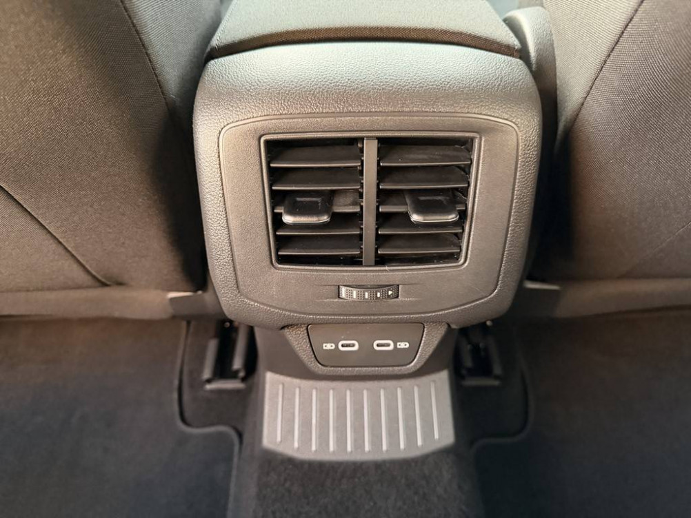 Acheter Volkswagen T-Roc T-Roc 2.0 TDI 150 Start/Stop DSG7 Life Plus 5p occasion dans les concessions du Groupe Faurie