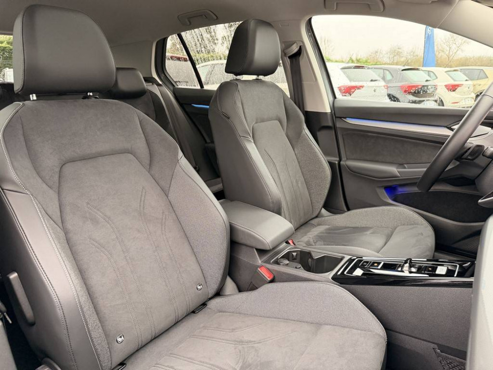 Acheter Volkswagen Golf Golf 1.5 eTSI EVO2 116 DSG7 Style 5p occasion dans les concessions du Groupe Faurie