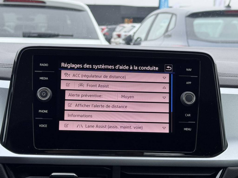 Acheter Volkswagen T-Roc T-Roc 1.0 TSI 110 Start/Stop BVM6 Life 5p occasion dans les concessions du Groupe Faurie