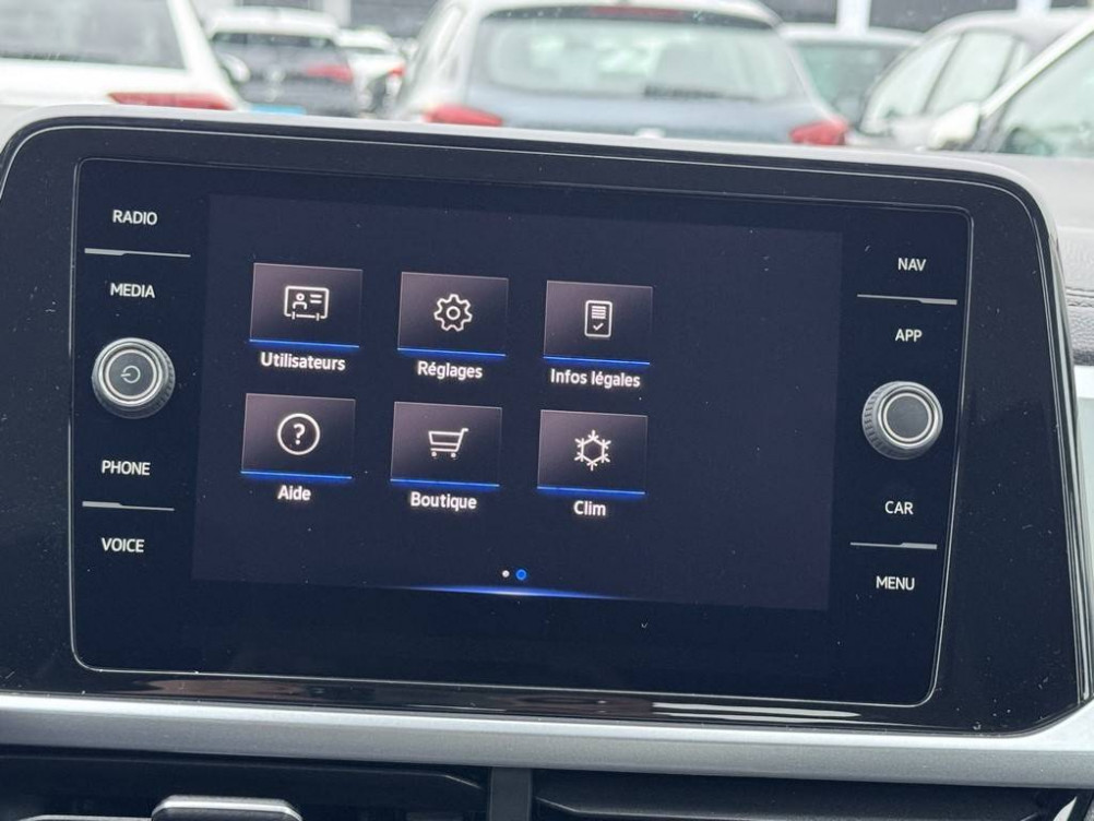 Acheter Volkswagen T-Roc T-Roc 1.0 TSI 110 Start/Stop BVM6 Life 5p occasion dans les concessions du Groupe Faurie