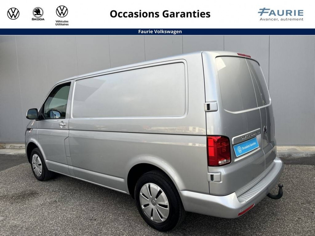 Acheter Volkswagen Transporter Fourgon T6 TRANSPORTER 6.1 VAN L1H1 2.0 TDI 150 DSG7 BUSINESS 4p occasion dans les concessions du Groupe Faurie