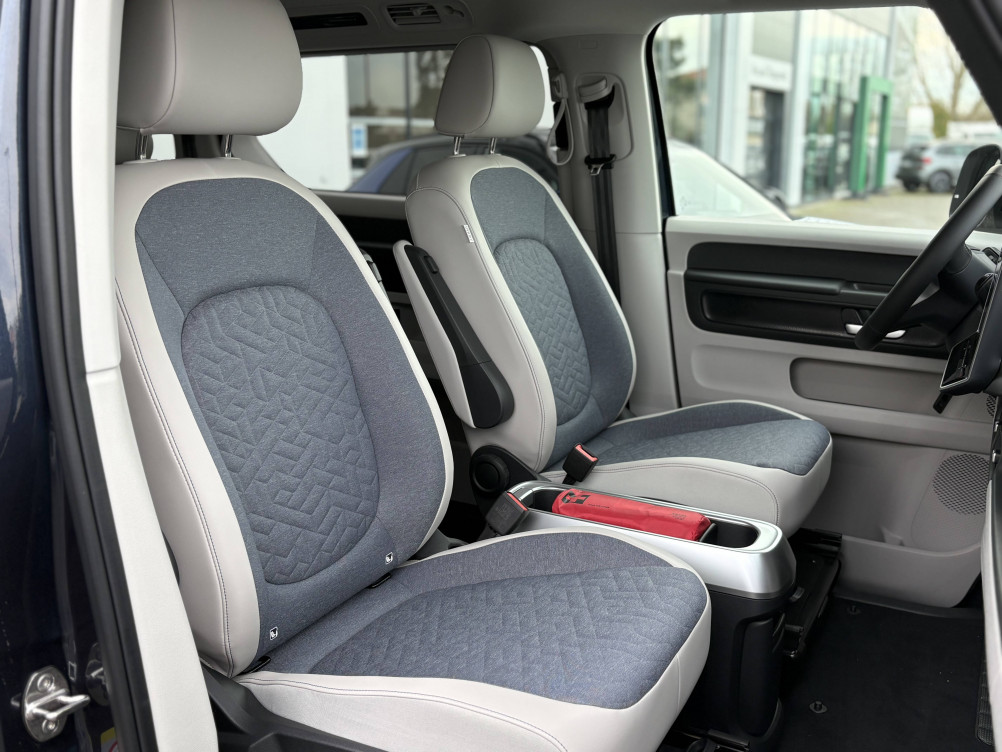 Acheter Volkswagen ID. Buzz ID. Buzz 286 ch Pro 7 places  5p neuf dans les concessions du Groupe Faurie