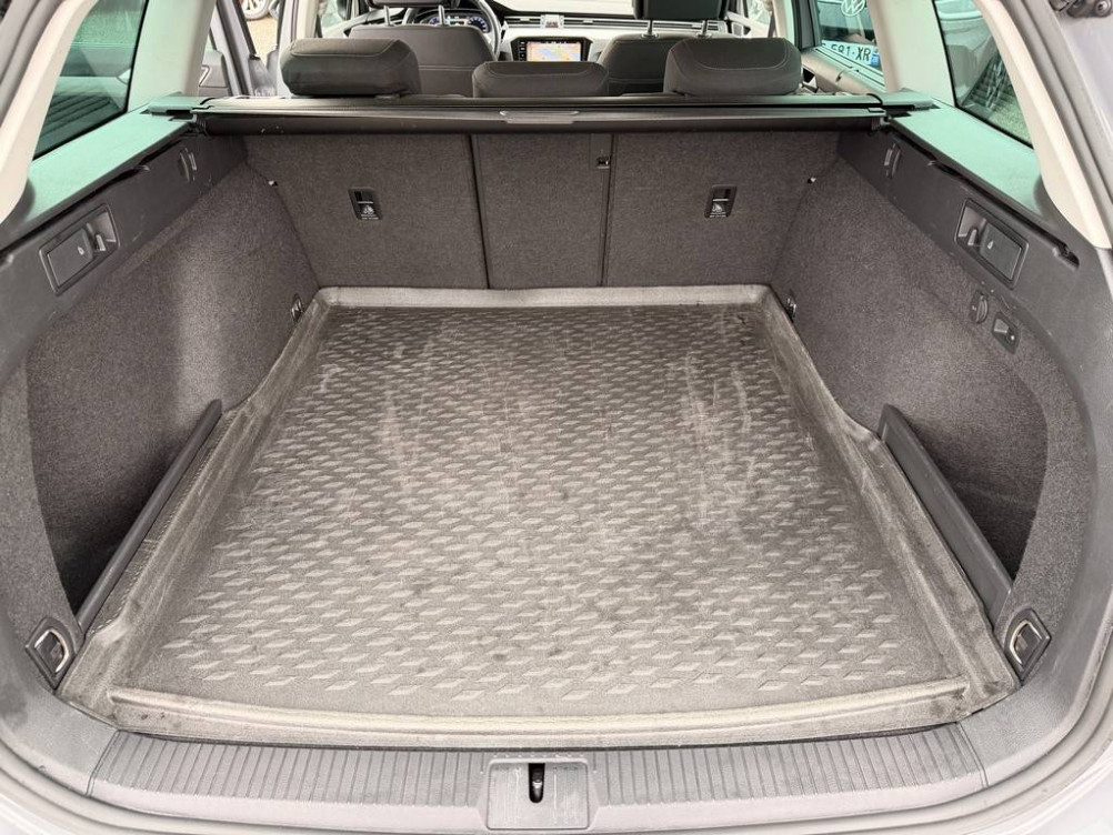 Acheter Volkswagen Passat SW Passat SW 2.0 TDI EVO 150 DSG7 Business 5p occasion dans les concessions du Groupe Faurie