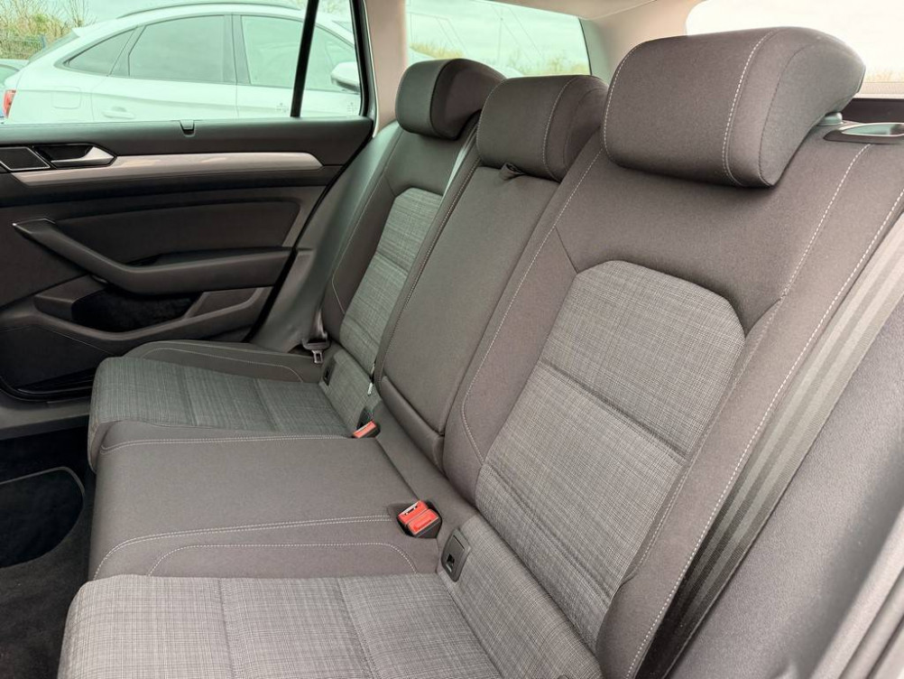 Acheter Volkswagen Passat SW Passat SW 2.0 TDI EVO 150 DSG7 Business 5p occasion dans les concessions du Groupe Faurie