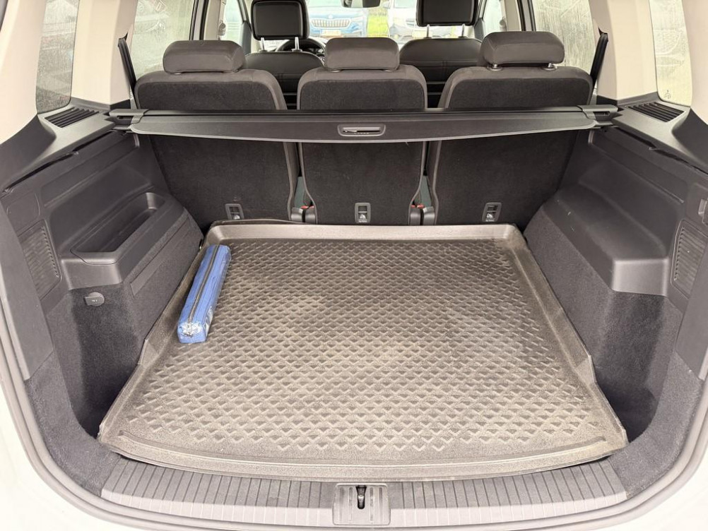 Acheter Volkswagen Touran Touran 1.5 TSI EVO 150 DSG7 5pl Lounge 5p occasion dans les concessions du Groupe Faurie