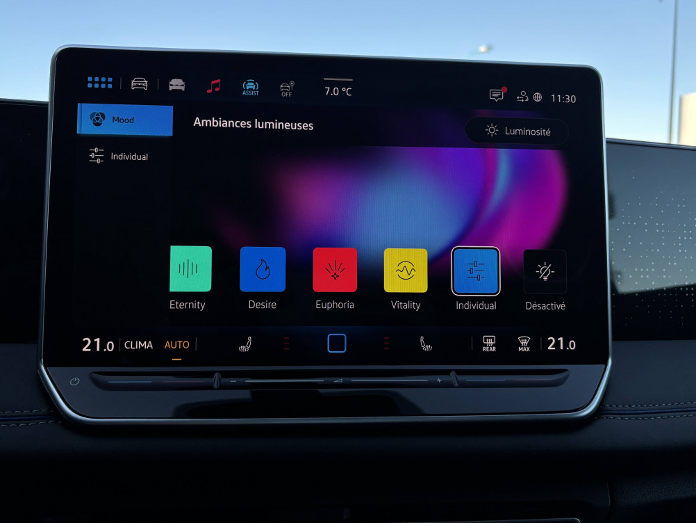 Acheter Volkswagen Tiguan Tiguan 2.0 TDI 150ch DSG7 R-Line Edition 5p neuf dans les concessions du Groupe Faurie