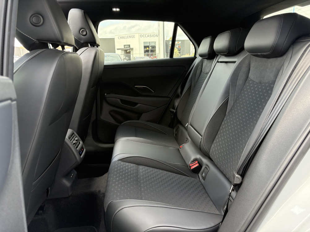 Acheter Volkswagen T-Roc T-Roc 1.5 eTSI EVO2 Hybrid 150 ch DSG7 R-Line 5p neuf dans les concessions du Groupe Faurie