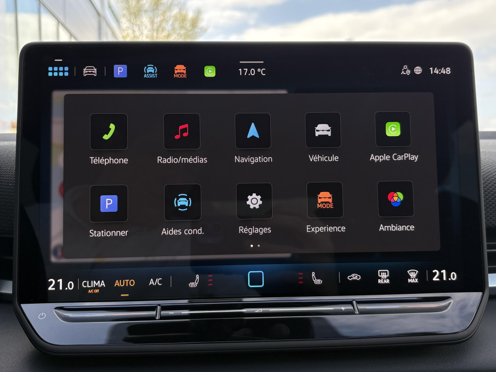 Acheter Volkswagen T-Roc T-Roc 1.5 eTSI EVO2 Hybrid 150 ch DSG7 R-Line 5p neuf dans les concessions du Groupe Faurie