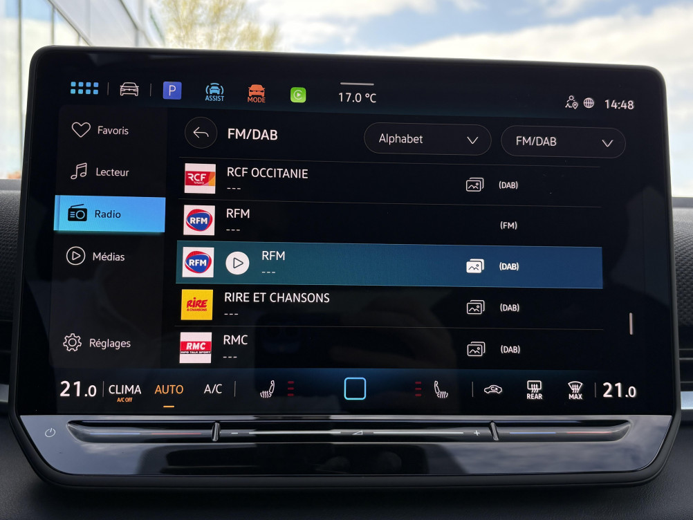 Acheter Volkswagen T-Roc T-Roc 1.5 eTSI EVO2 Hybrid 150 ch DSG7 R-Line 5p neuf dans les concessions du Groupe Faurie