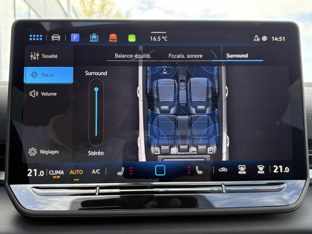 Acheter Volkswagen T-Roc T-Roc 1.5 eTSI EVO2 Hybrid 150 ch DSG7 R-Line 5p neuf dans les concessions du Groupe Faurie