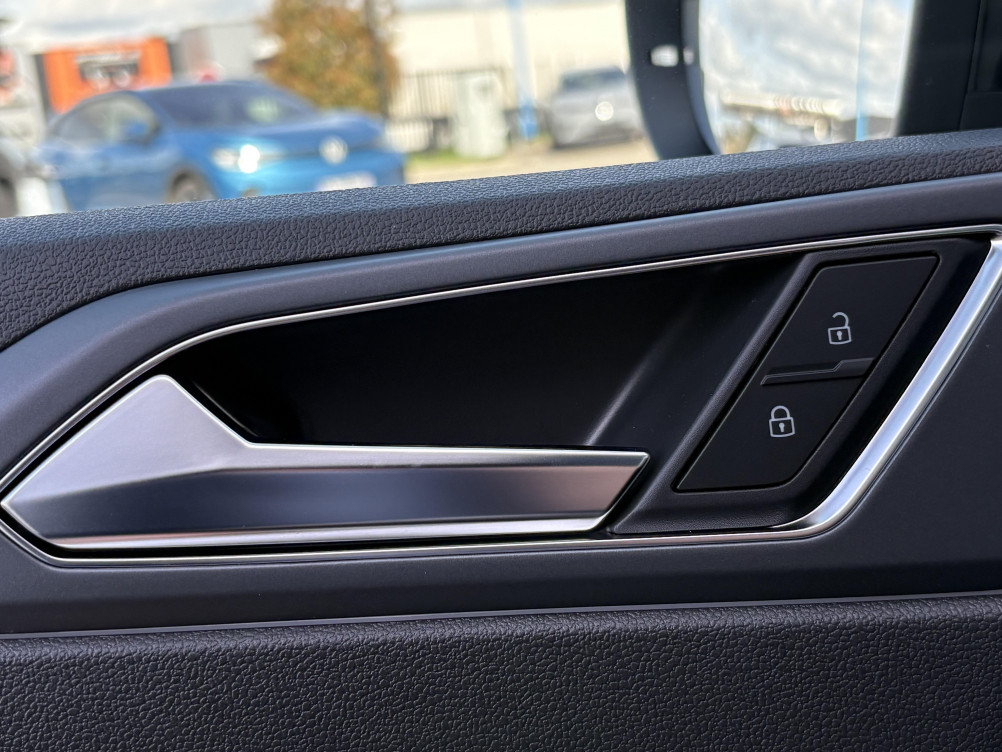 Acheter Volkswagen Taigo Taigo 1.5 TSI 150 DSG7 R-Line Edition 5p neuf dans les concessions du Groupe Faurie