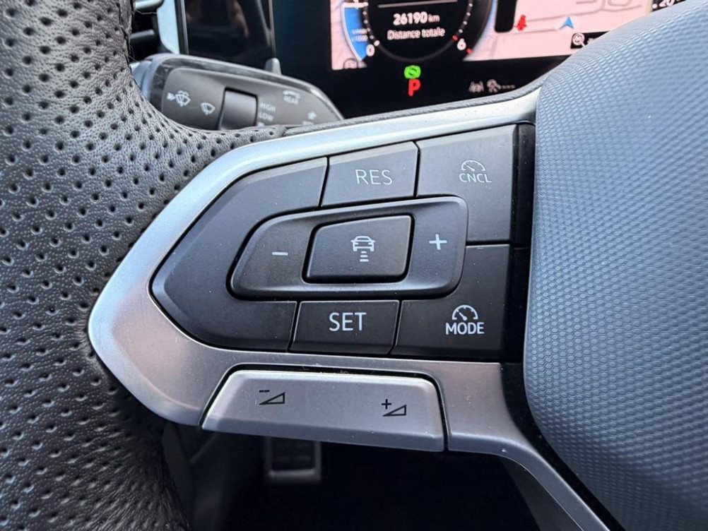 Acheter Volkswagen Tiguan Tiguan 2.0 TDI 150ch DSG7 R-Line Edition 5p occasion dans les concessions du Groupe Faurie