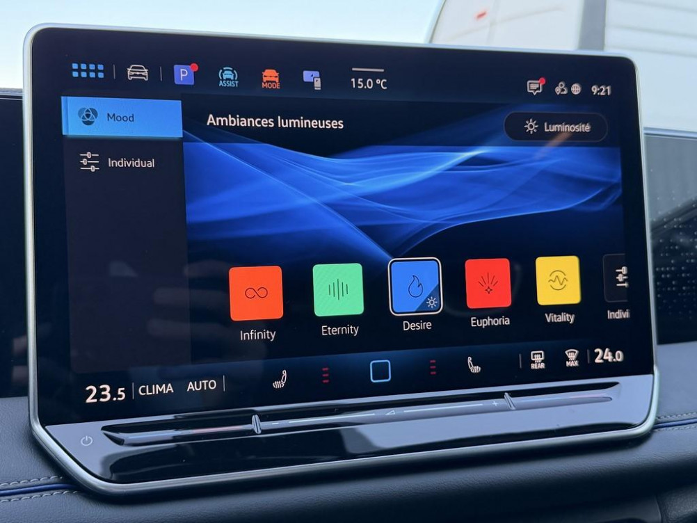 Acheter Volkswagen Tiguan Tiguan 2.0 TDI 150ch DSG7 R-Line Edition 5p occasion dans les concessions du Groupe Faurie