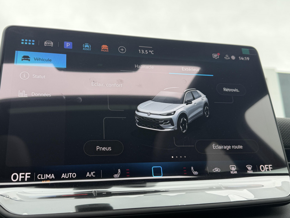 Acheter Volkswagen T-Roc T-Roc 1.5 eTSI EVO2 Hybrid 150 ch DSG7 R-Line 5p neuf dans les concessions du Groupe Faurie