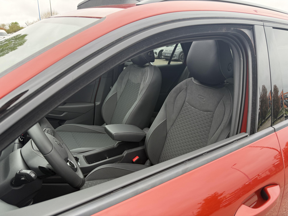 Acheter Volkswagen T-Roc T-Roc 1.5 eTSI EVO2 Hybrid 150 ch DSG7 R-Line 5p neuf dans les concessions du Groupe Faurie