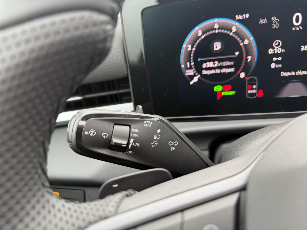 Acheter Volkswagen T-Roc T-Roc 1.5 eTSI EVO2 Hybrid 150 ch DSG7 R-Line 5p neuf dans les concessions du Groupe Faurie