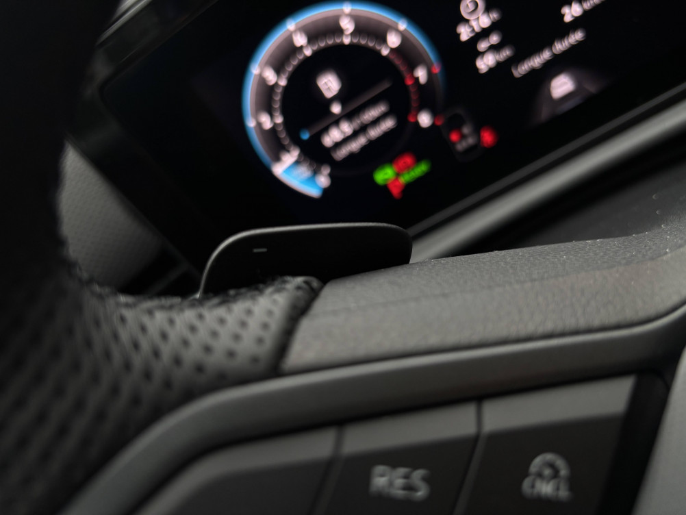 Acheter Volkswagen T-Roc T-Roc 1.5 eTSI EVO2 Hybrid 150 ch DSG7 R-Line 5p neuf dans les concessions du Groupe Faurie