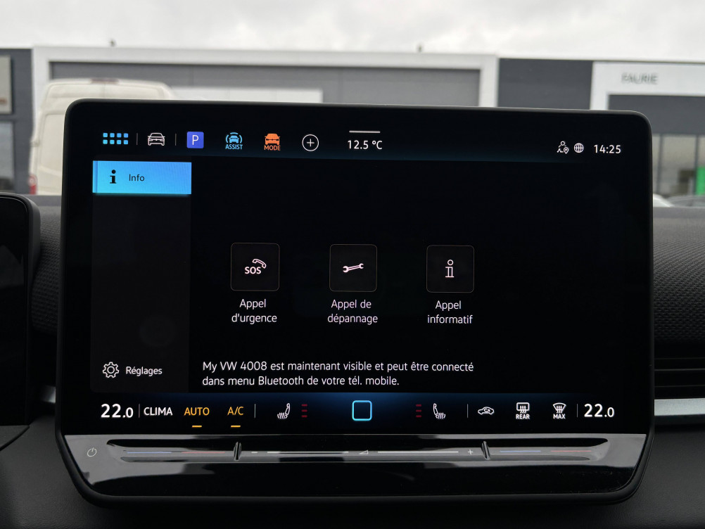 Acheter Volkswagen T-Roc T-Roc 1.5 eTSI EVO2 Hybrid 150 ch DSG7 R-Line 5p neuf dans les concessions du Groupe Faurie