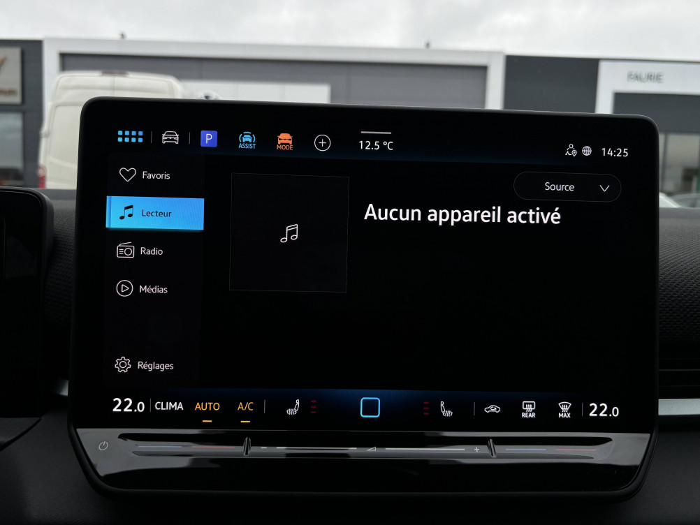 Acheter Volkswagen T-Roc T-Roc 1.5 eTSI EVO2 Hybrid 150 ch DSG7 R-Line 5p neuf dans les concessions du Groupe Faurie