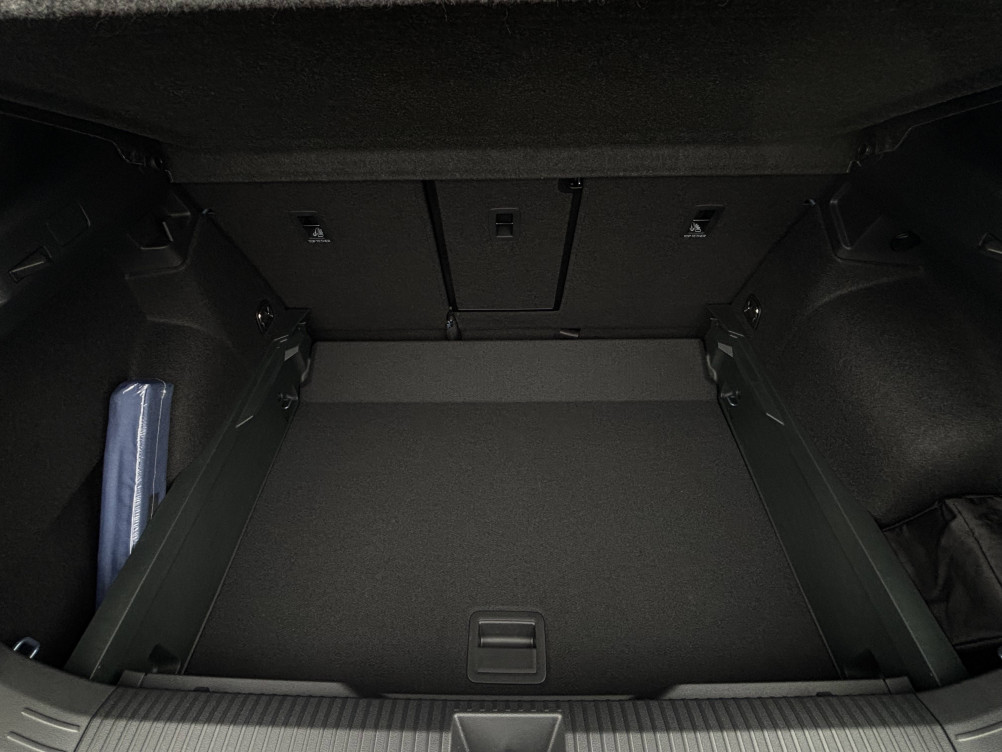 Acheter Volkswagen T-Roc T-Roc 1.5 eTSI EVO2 Hybrid 150 ch DSG7 R-Line 5p neuf dans les concessions du Groupe Faurie